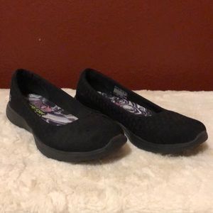 Skechers® Microburst Women's Skimmer Shoes Size 7